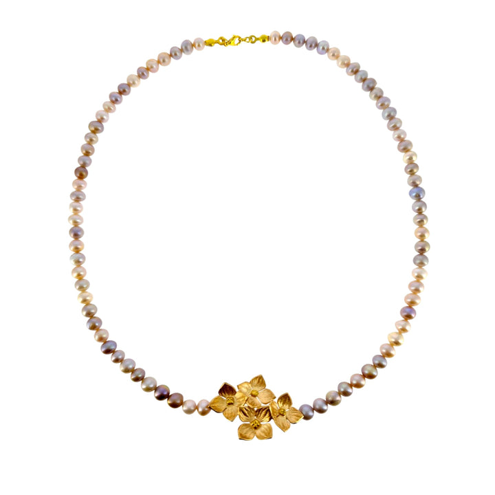 Hydrangeas Pearl Necklace