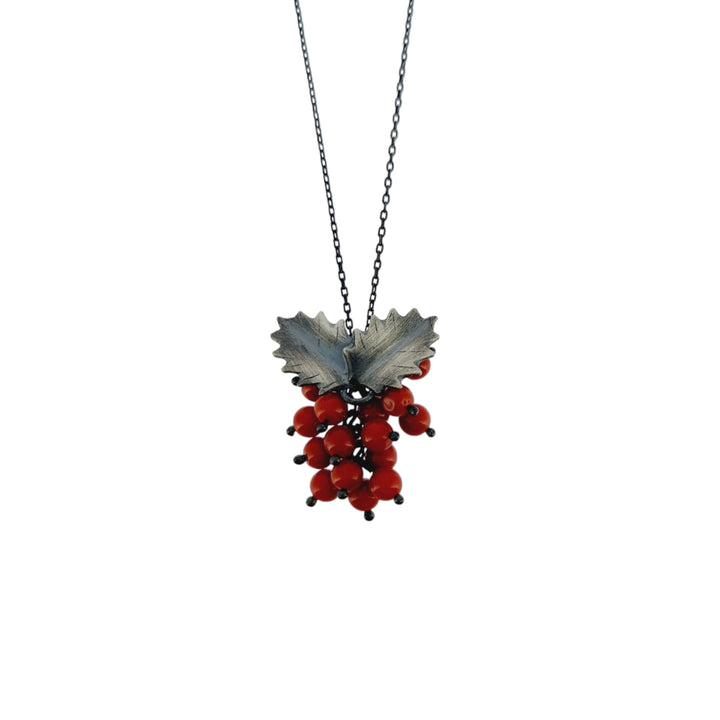 Holly Necklace