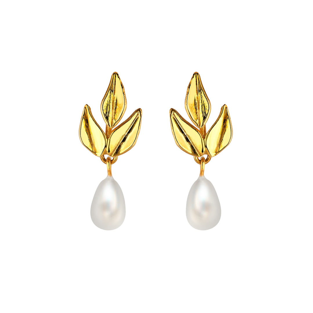 Daphne Earring with Pearl