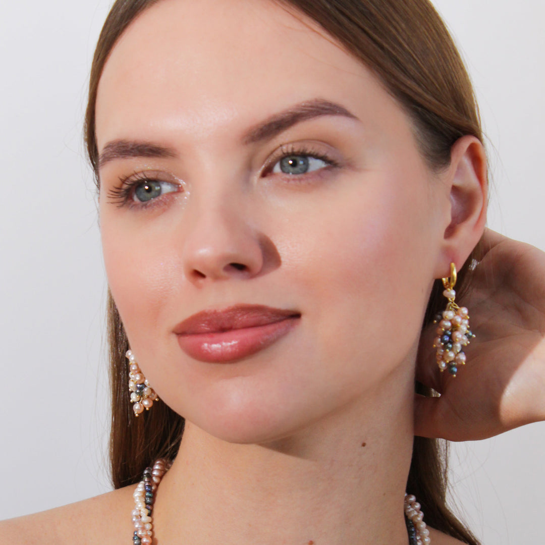 "Graces" Pearl Earring