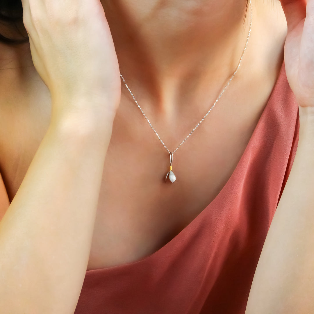 Snowdrop Necklace