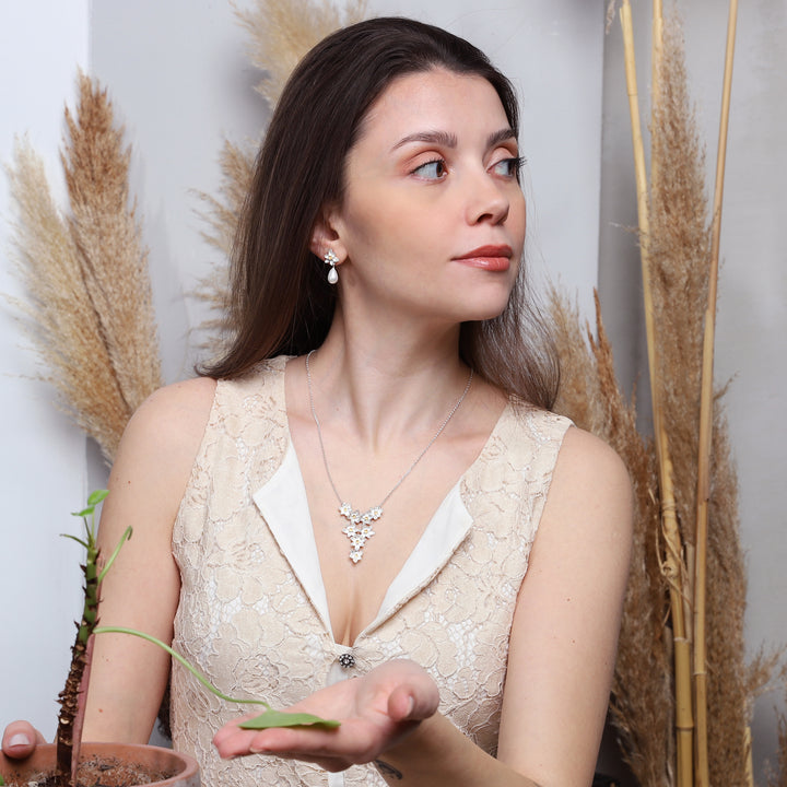 Daffodil Flowers Necklace