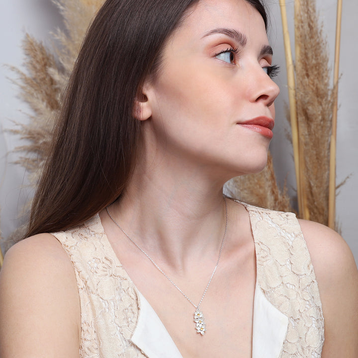 Three Daffodil Flowers Necklace