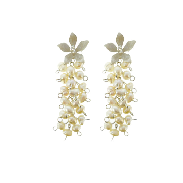 Cluster Pearl Jasmine Earring