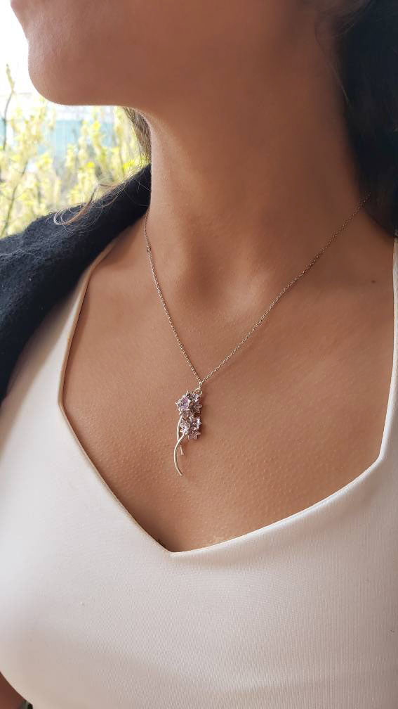 Spiral Hyacinth Necklace